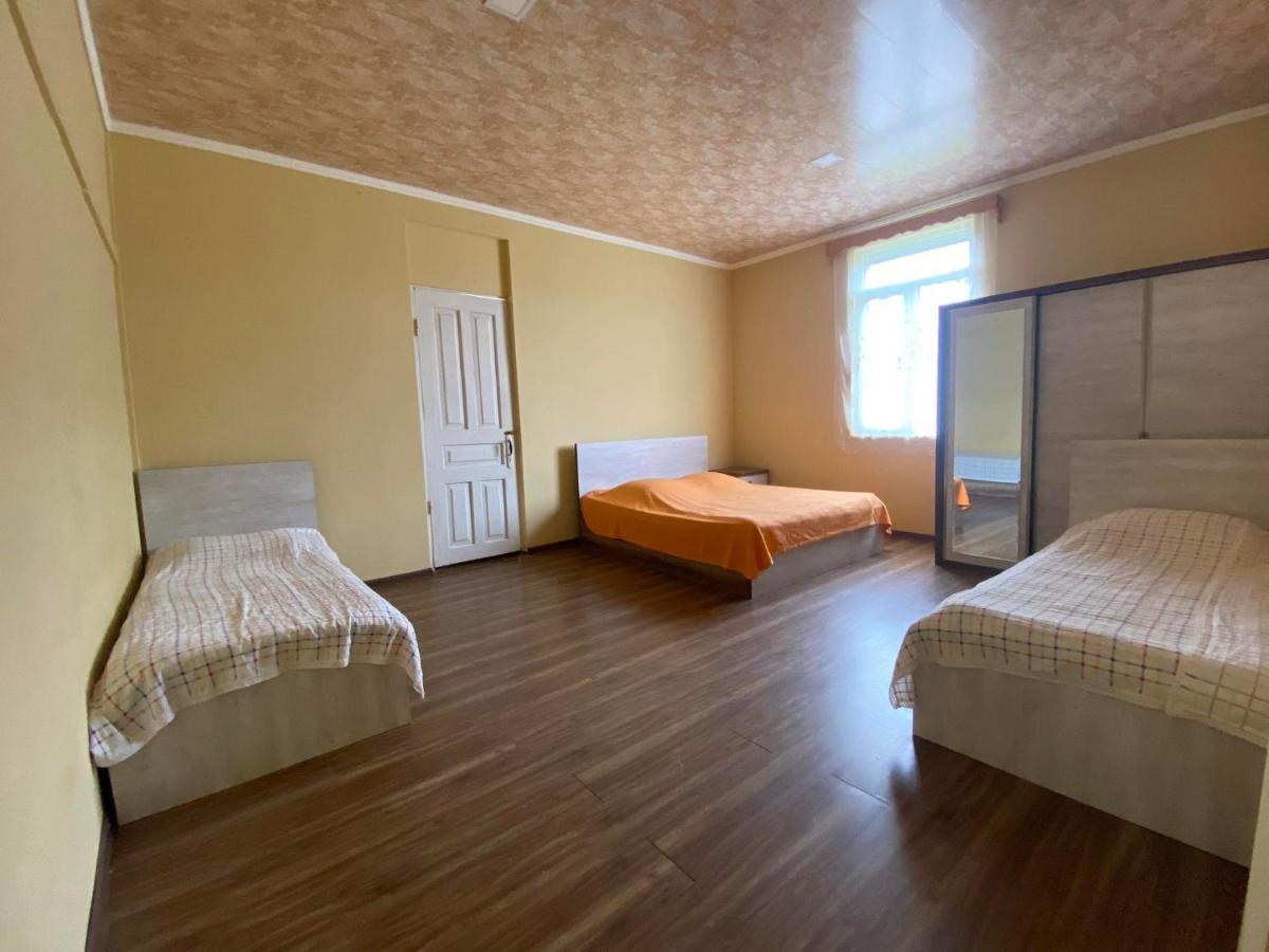 Natia Guest House Kobuleti Esterno foto